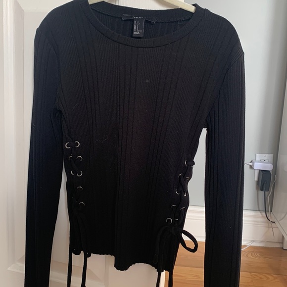 Tie front shirt - Picture 1 of 3